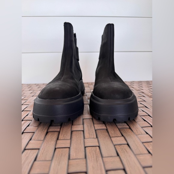 Toms Women’s Alpargata Round Toe Combat Casual Boots Ankle Low Heel‎ Size 9.5 - Picture 6 of 8